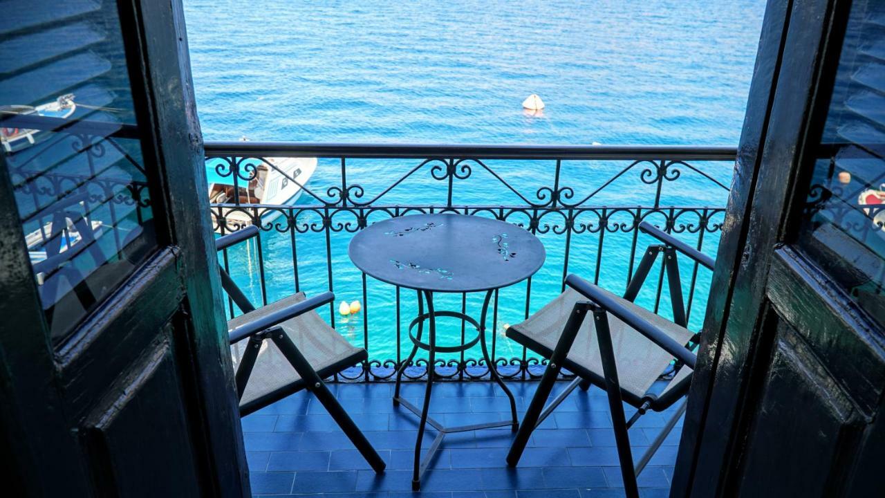 Moschos Mansion Villa Sými Luaran gambar