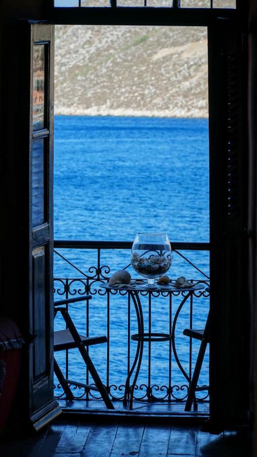 Moschos Mansion Villa Sými Luaran gambar